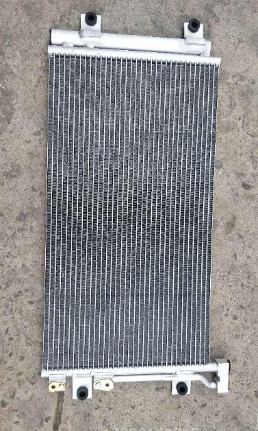 HOWO CHINESE HEAVY TRUCK SINOTRUCK RADIATOR A/C CONDENSER ENGINE COOLING EVAPORATOR WG1642821005 P085915